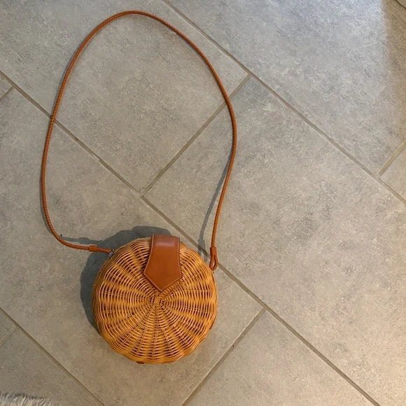 J. McLaughlin Wicker Bag - Picture 2 of 8